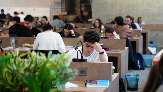 Pancarlı Gençlik Kütüphanesi gençlerin yeni adresi oldu
Gençler, hayallerine Şehitkamil'de hazırlanıyor