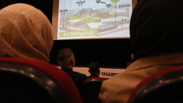 Siirt'te "Su Tasarrufu Seferberliği Paneli ve Su Ayak İzi Sergisi" düzenlendi