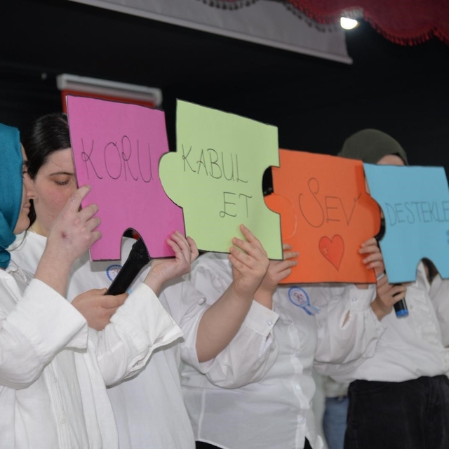 Türkeli'de Otizm Farkındalık Günü programı