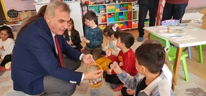 Suluova'da "Masal Kürsüsünde Yöneticiler Projesi" etkinliği yapıldı