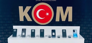 Muş’ta 25 adet kaçak cep telefonu ele geçirildi