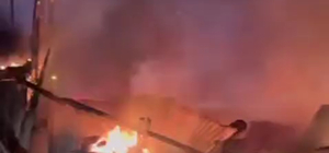 Yıldırım düştü, ahır yandı