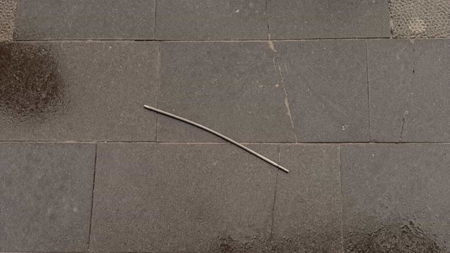 Elazığ'da kafasına demir çubuk düşen şahıs yaralandı