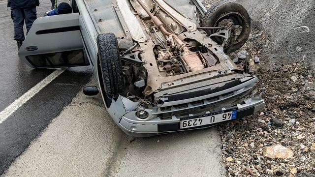 Malatya'da otomobil takla attı: 5 yaralı