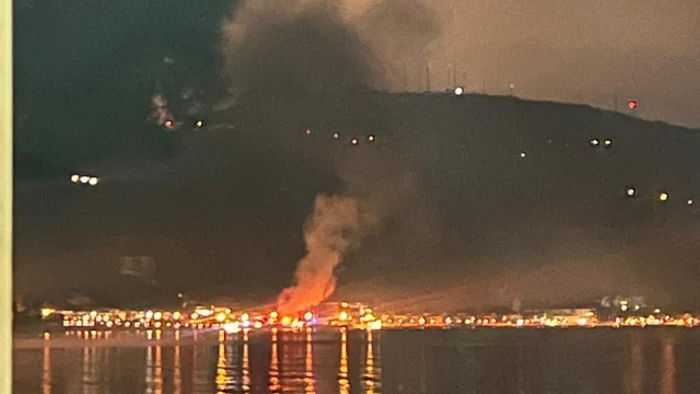 Kurşunlu Sahili'nde gece yarısı yangın paniği