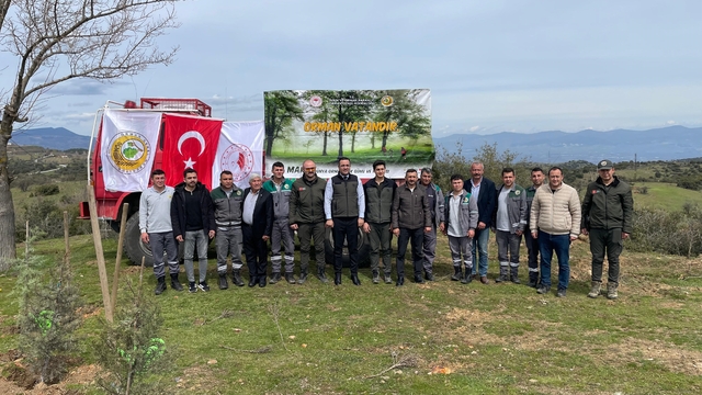 Sarıgöl'de öğrenciler doğa sevgisini sahada öğrendi