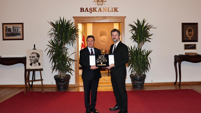 Macaristan'ın Ankara Büyükelçisi Matis, Muğla Büyükşehir Belediye Başkanı Aras'ı ziyaret etti