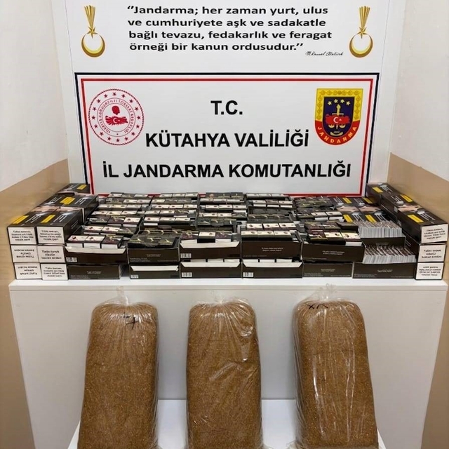 Kütahya'da kaçak tütün ve sigara operasyonu