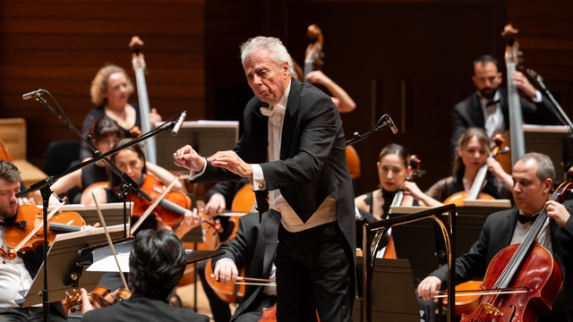 25. yıla notalarla görkemli kutlama