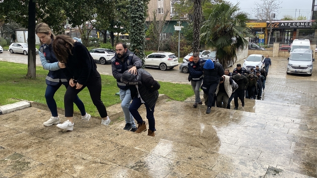 Samsun merkezli 13 ilde change operasyonunda 13 şüpheli adliyede