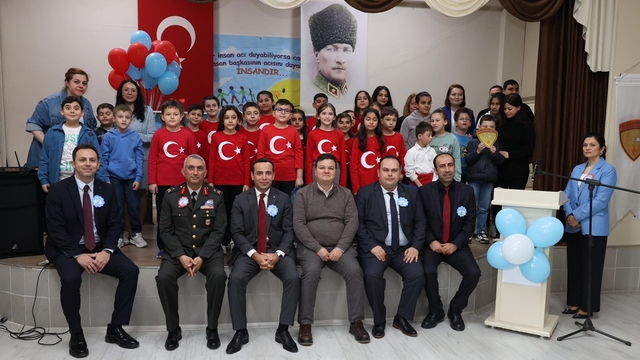 Gelibolu'da otizmlilere yönelik etkinlik düzenlendi