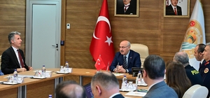 Denizli'de bağımlılıkla mücadele masaya yatırıldı
Denizli'de 2026 yılının i...