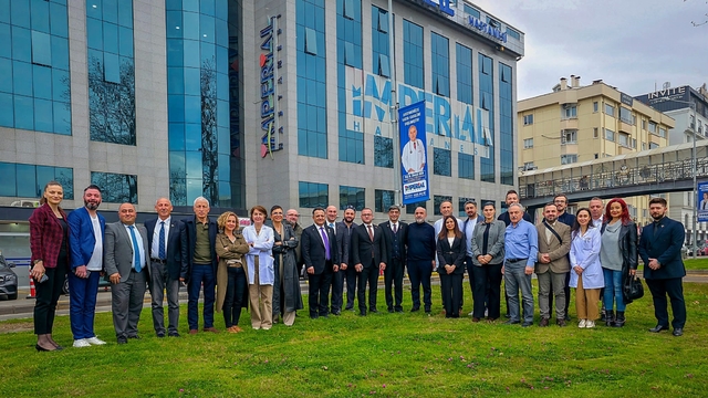 Azerbaycan sağlık turizmi heyeti Özel İmperial Hastanesi'ni gezdi