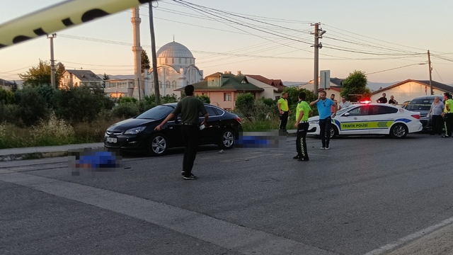 Baba ve oğlu sokak ortasında öldüren yaşlı adam: "Keşke dolandırılmasaydım"
Kocaeli'de çifte cinayet işleyen yaşlı adam ilk kez hakim karşısında