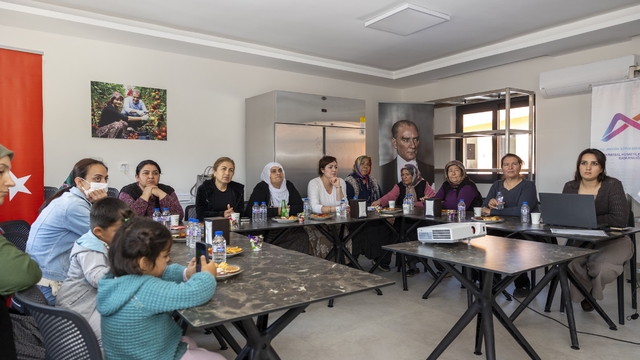 Mersin'de üreticilere gıda okuryazarlığı eğitimi