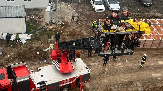 Samsun'da inşaatta bir alt kata düşen işçi yaralandı
