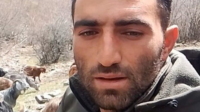 Tokat'ta yaylada kışın ayazında türküleriyle ısınan çoban, baharı da türküyle karşıladı