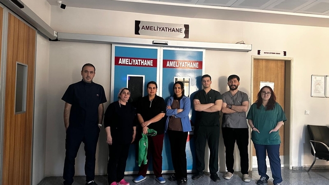 Ameliyathanede başlayan aşk evlilikle taçlandı