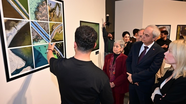 Kepez'de Akdeniz Üniversitesi mezunu genç sanatçıların objektifinden hayat sergisi