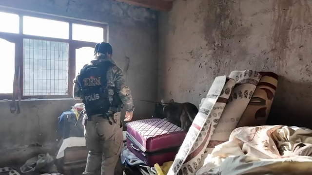 Iğdır'da 'torbacı' operasyonunda 9 tutuklama