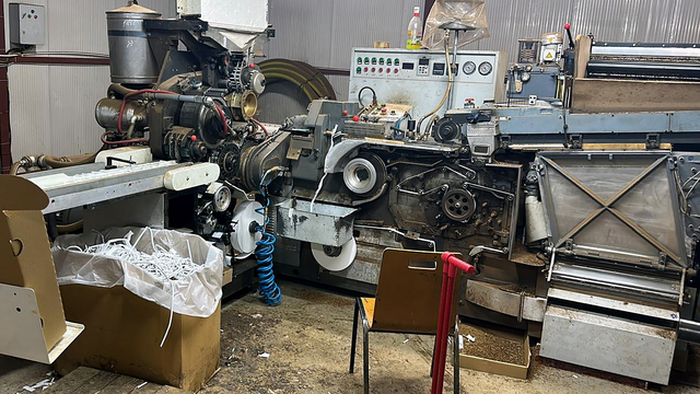 Kaçak sigara üretimi yapan tesise operasyon; 15 gözaltı