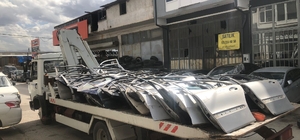 Sakarya'da 'kaçak oto parça' operasyonu