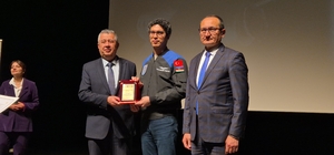 Uzayda rekabet kızışıyor: Türkiye sahaya iniyor