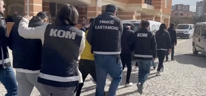 Ticari taksiyle uyuşturucu ticareti yapan sanıkların yargılanmasına devam edildi