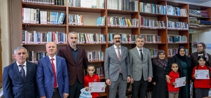 Kastamonu'da en çok kitap okuyan öğrenciler ödüllendirildi