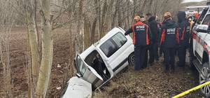 Kanser hastası babasını hastaneye götürürken kaza yaptı: 3 ölü