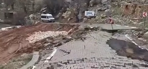 Nemrut Dağı yoluna heyelan