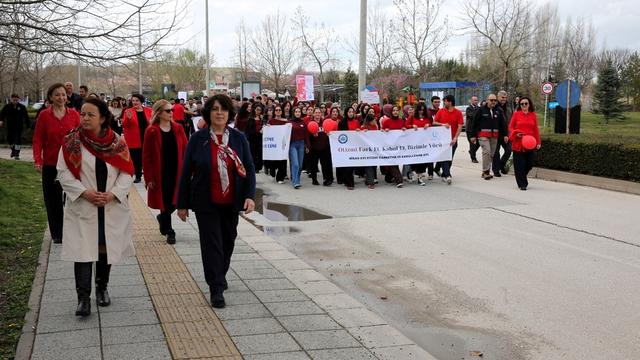 ESOGÜ'de otizm farkındalığı için güç birliği: Kampüste anlamlı yürüyüş