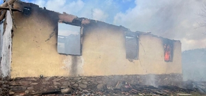 Evinde çıkan yangında öldü