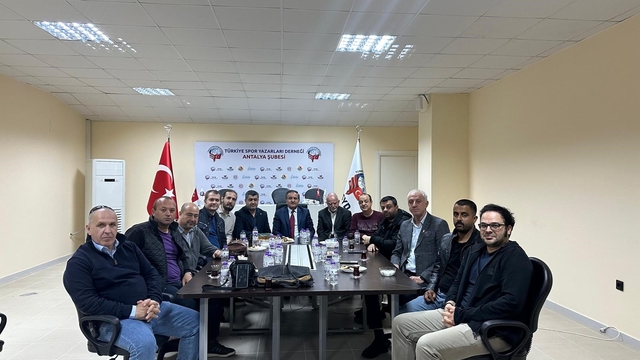 TSYD Antalya'da Kemal Çağlayan üyelerle buluştu