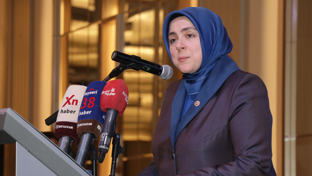 AK Parti Genel Merkez Kadın Kolları Başkanı Ercan, Kayseri'de iş kadınlarıyla buluştu: