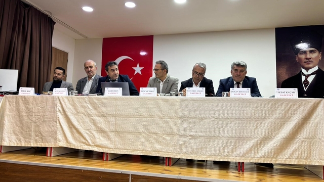 Alaplı'da gazeteciler öğrencilerle buluştu