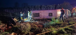 İznik'de feci kaza; 12 yaralı 1 ölü