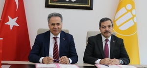 Malatya'da iki üniversite arasında iş birliği protokolü