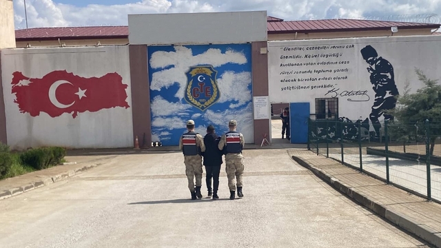 Kesinleşmiş 22 yıl cezayla aranan şahıs yakalandı