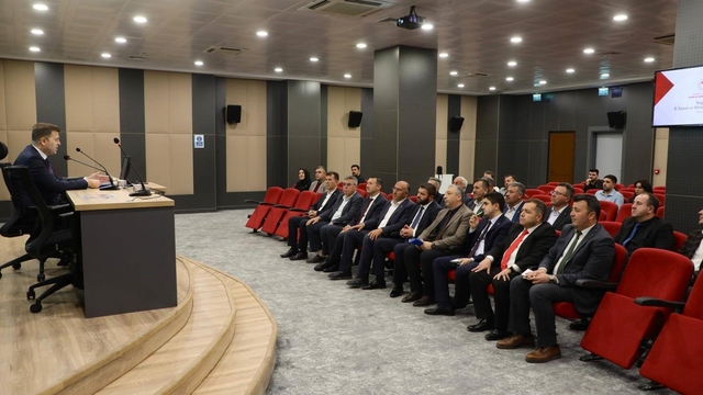 Niğde'de sanayilik patates üretimi masaya yatırıldı