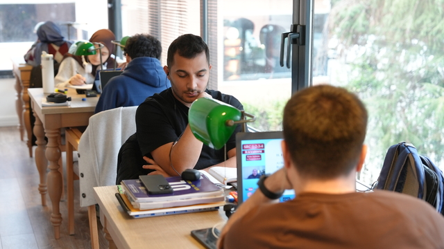 Düzce'de kütüphane kültürü belediye ve hayırsever işbirliğiyle gelişiyor