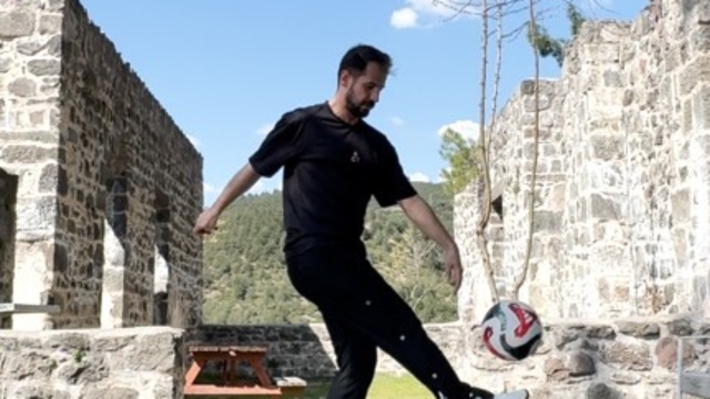 Tokat'ın tarihini futbol şovuyla tanıtıyor