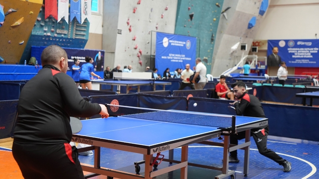 İşitme Engelliler Masa Tenisi Türkiye Şampiyonası, Samsun'da başladı