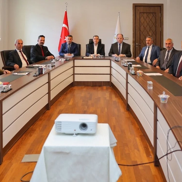 Bayburt İl Genel Meclisi'nde yatırımlar görüşüldü