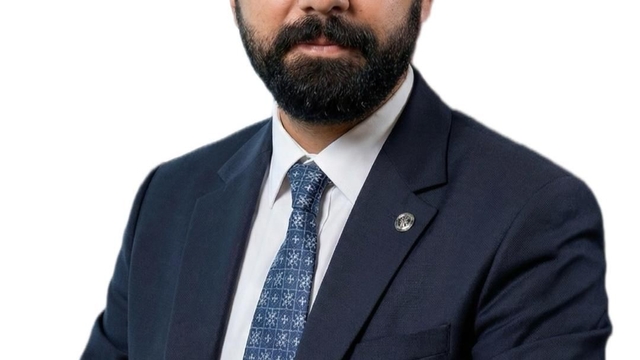 Miras ve aile Hukuku'nda yanlış bilinen doğrular
Avukat Ahmet Çağrı Karaca, "Hakkı yüzde 75 olabilecekken yüzde 25 ile ayrılanlar: Mal rejimi tasfiyesi neden bilinmiyor?"