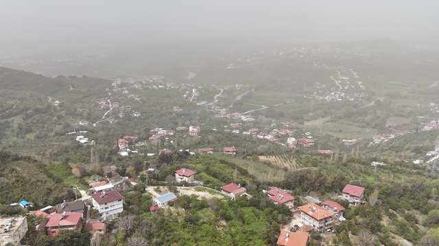 Hatay'da çöl tozu etkisini sürdürüyor