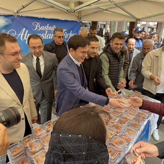 Tokat Belediyesi Türkeş'i dualarla yad etti