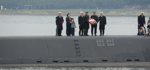 Dumlupınar Denizaltısı şehitleri anıldı