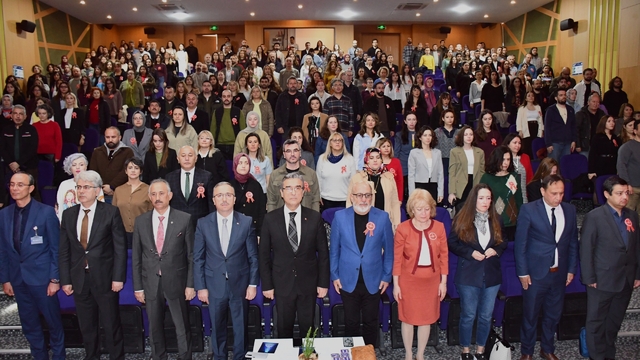 'Uyumlu Adımlar' projesi kapsamında Otizm Farkındalık Paneli düzenlendi
