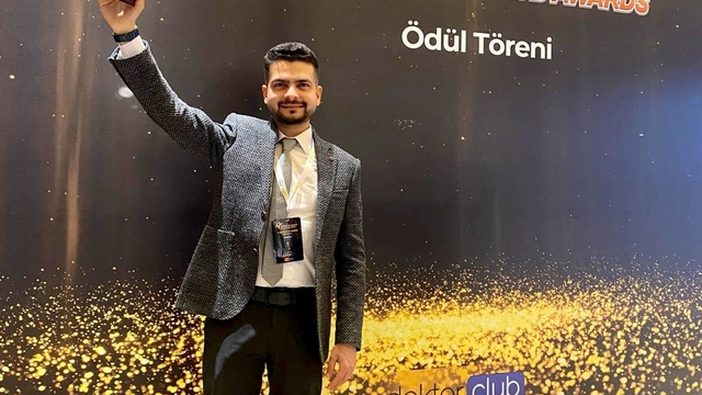 Kayseri Devlet Hastanesi'ne 'Yılın Yenilikçi Sağlık Profesyonelleri' ödülü